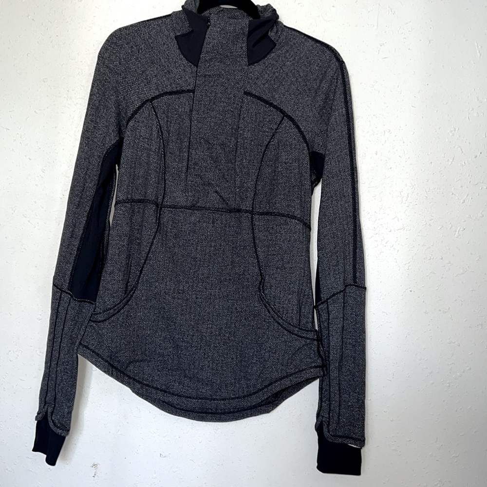 Lululemon Half Zip Base Runner Jacket - image 4